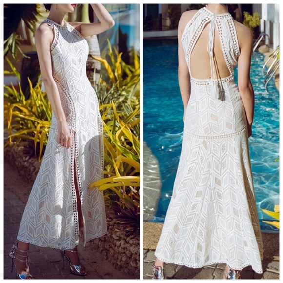 Gorgeous Cream Intricate Halter Lace Dress - Picture 2 of 9